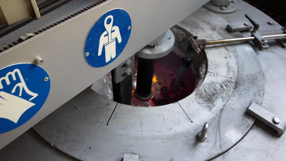 Machine de dégazage de raffinage d'aluminium à fréquence de 50 Hz avec ≥ 99,996% de gaz raffiné Efficacité et précision de pureté