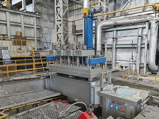 Machine de dégazage en aluminium de grande capacité Niveau de liquide de travail ≥ 250 Humidité ppm ≤ 3 Voltage V 380±10%
