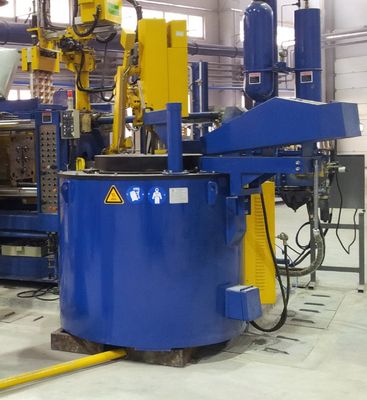 Chauffage à base d'aluminium fondu Fourneau de fusion d'aluminium à double contrôle de température à température uniforme ≤ ± 5 °C