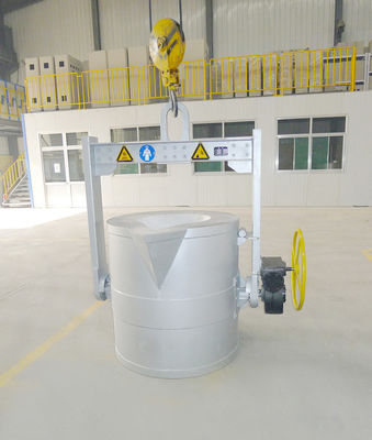Finition de surface lisse Cuillers de transfert en aluminium fondu pour les opérations de transfert de métaux fondus à température