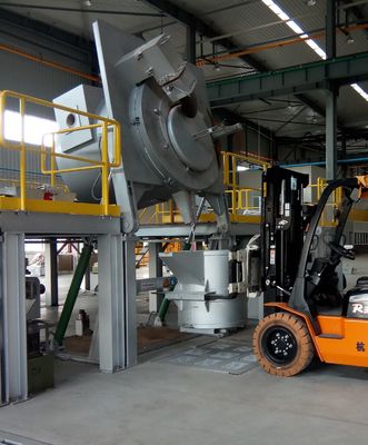 Four de fonte en aluminium électrique de creuset de la capacité 800KG LPG pour le bâti direct
