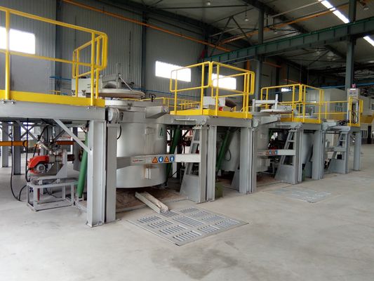 Inclinaison hydraulique en aluminium du four de fonte d'opération de fonderie silencieuse de Gelectric 800K