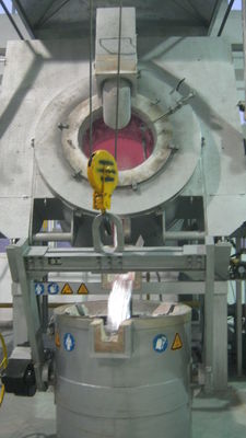 couche de inclinaison à mazout d'isolation de LPG de four de fonderie électrique de 980C 600KG
