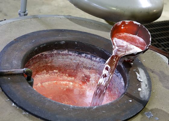 Four de fonte en aluminium de 600 kilogrammes LPG
